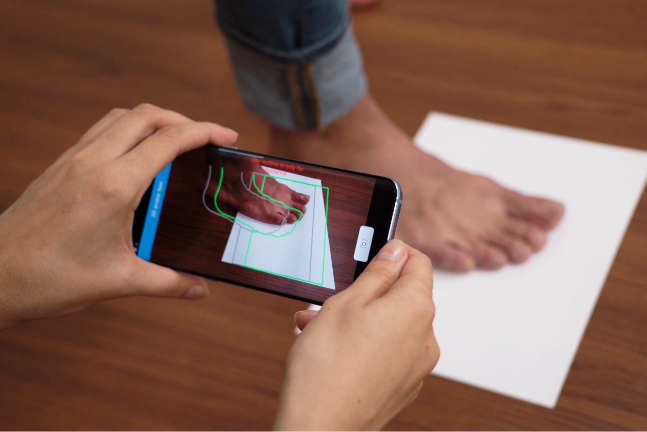 Dong giay thoi 4.0 bang app scan chan hinh anh