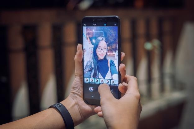 So luong ung dung chinh sua anh tren smartphone noi gi ve ban? hinh anh