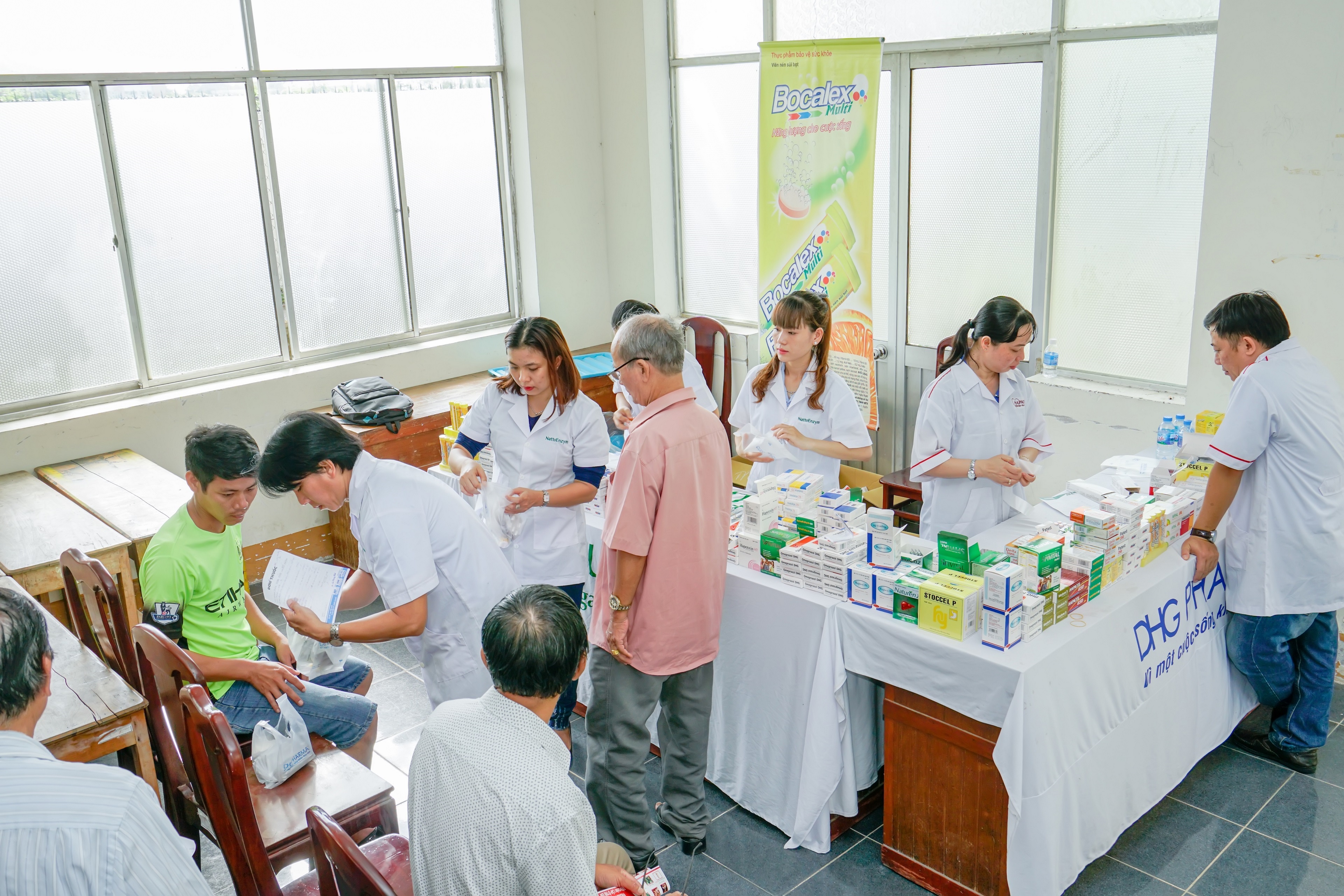 Hanh trinh gan nua the ky vi su menh nang cao suc khoe con nguoi hinh anh