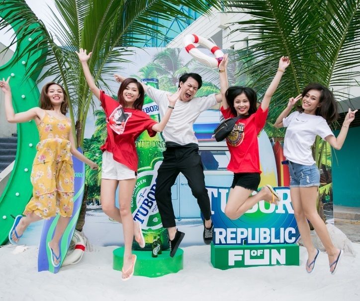 Kham pha cong dong Tuborg Republic of Fun sang tao va khac biet hinh anh