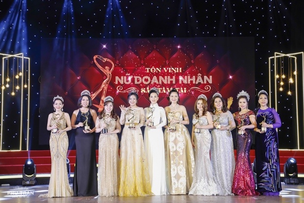 Gan 500 doanh nhan du le ton vinh Nu doanh nhan Sac Tam Tai 2018 hinh anh