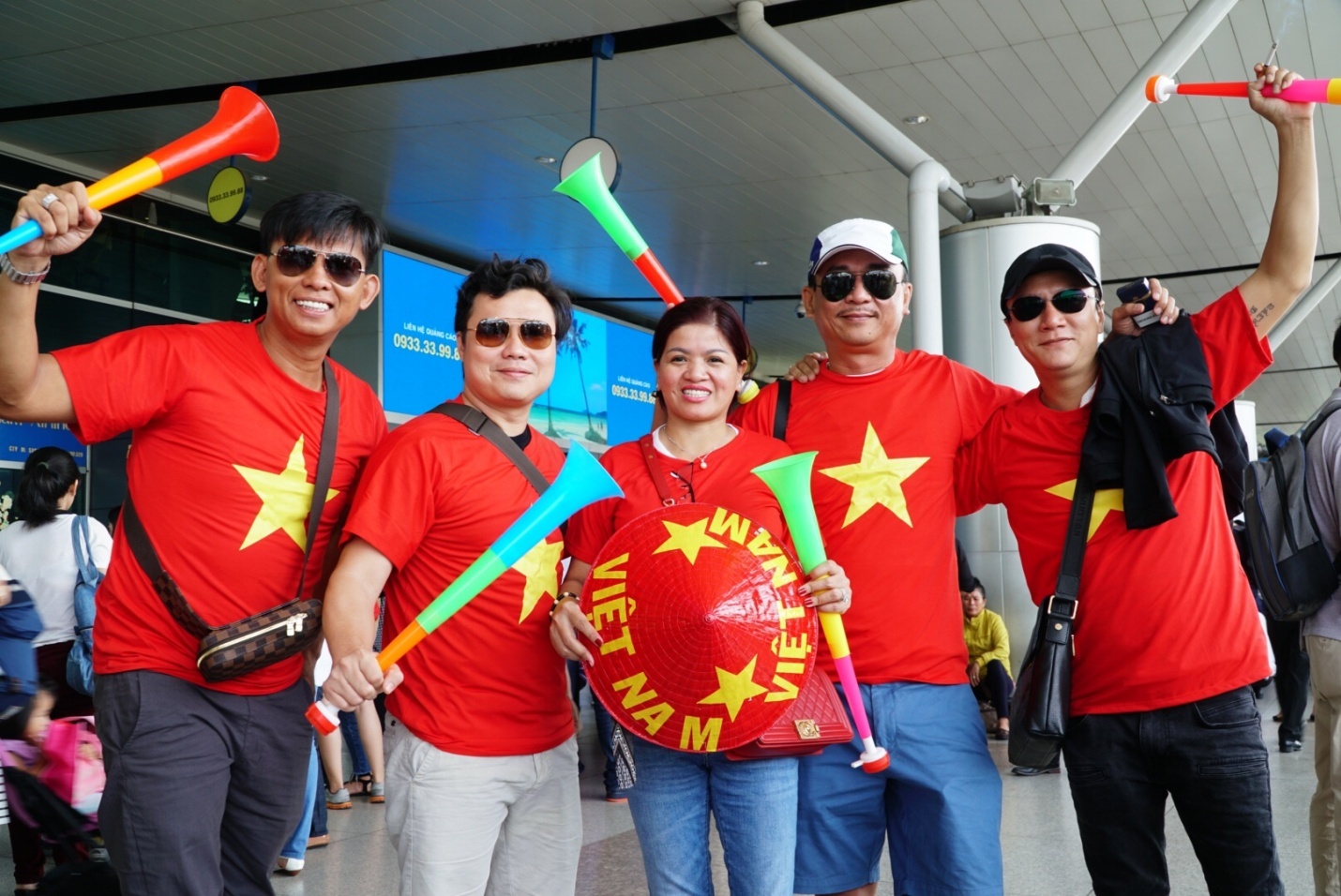 Nguoi ham mo len duong ‘tiep lua’ tuyen Olympic Viet Nam hinh anh