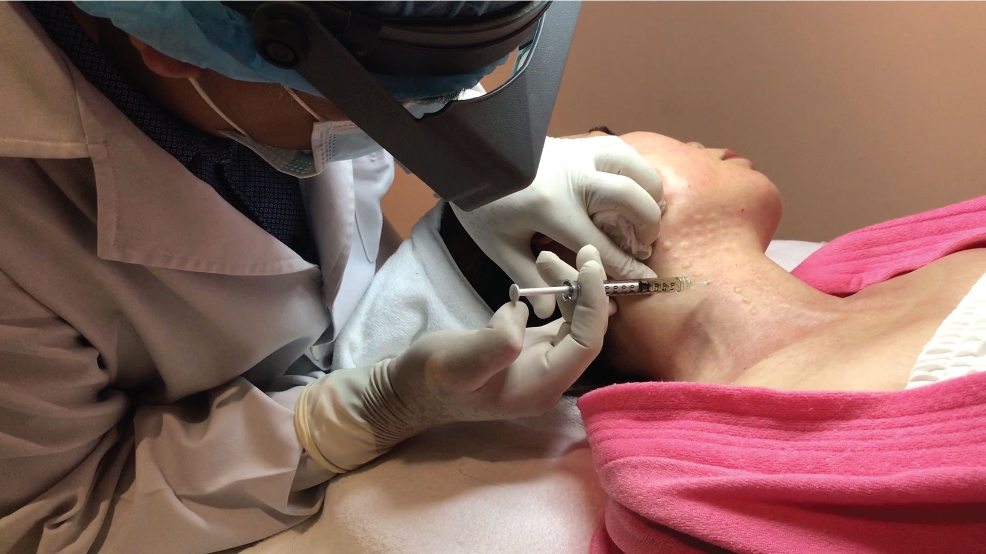 tham my vien Xuan Hung anh 2