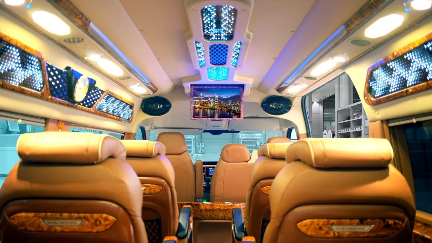 Hue Nghia Limousine nhan loat Dcar hang sang cho tuyen Tay Ninh hinh anh