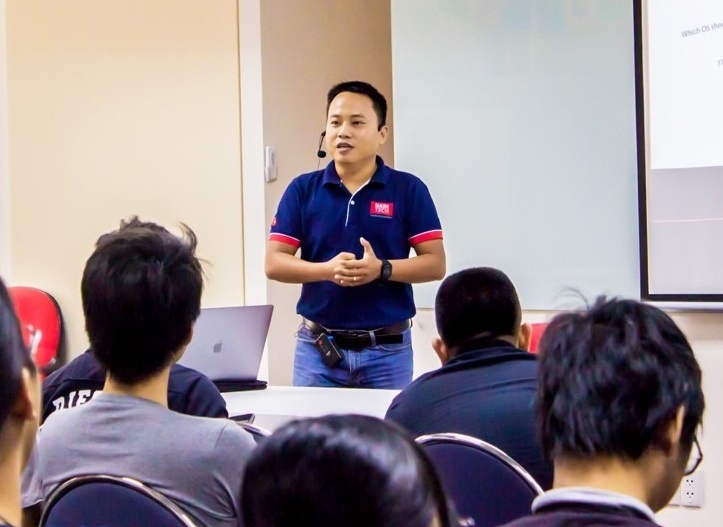 Hoan thien ban than tai Tap doan cong nghe NashTech hinh anh