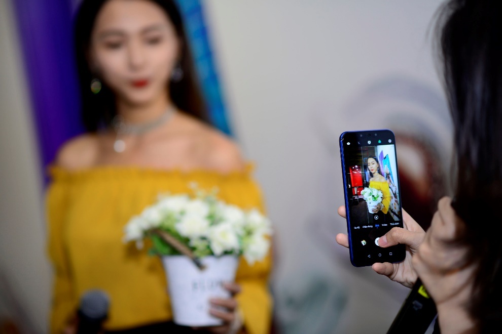 Huawei Nova 3i anh 9