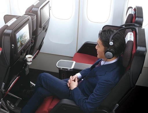 Trai nghiem khac biet tren cac chuyen bay cua hang hang khong 5 sao hinh anh