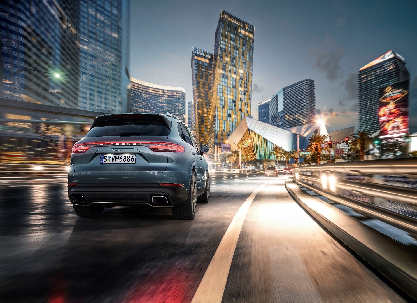 Porsche Cayenne ảnh 2 Porsche Cayenne anh 2