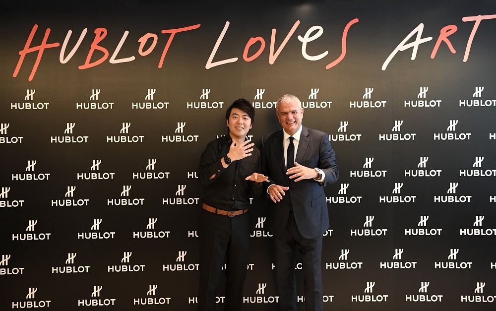 Hublot ảnh 3 Hublot anh 3