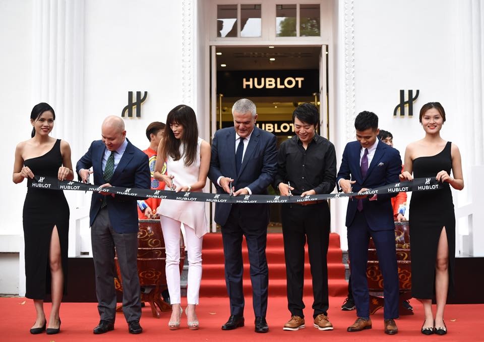 Hublot anh 6