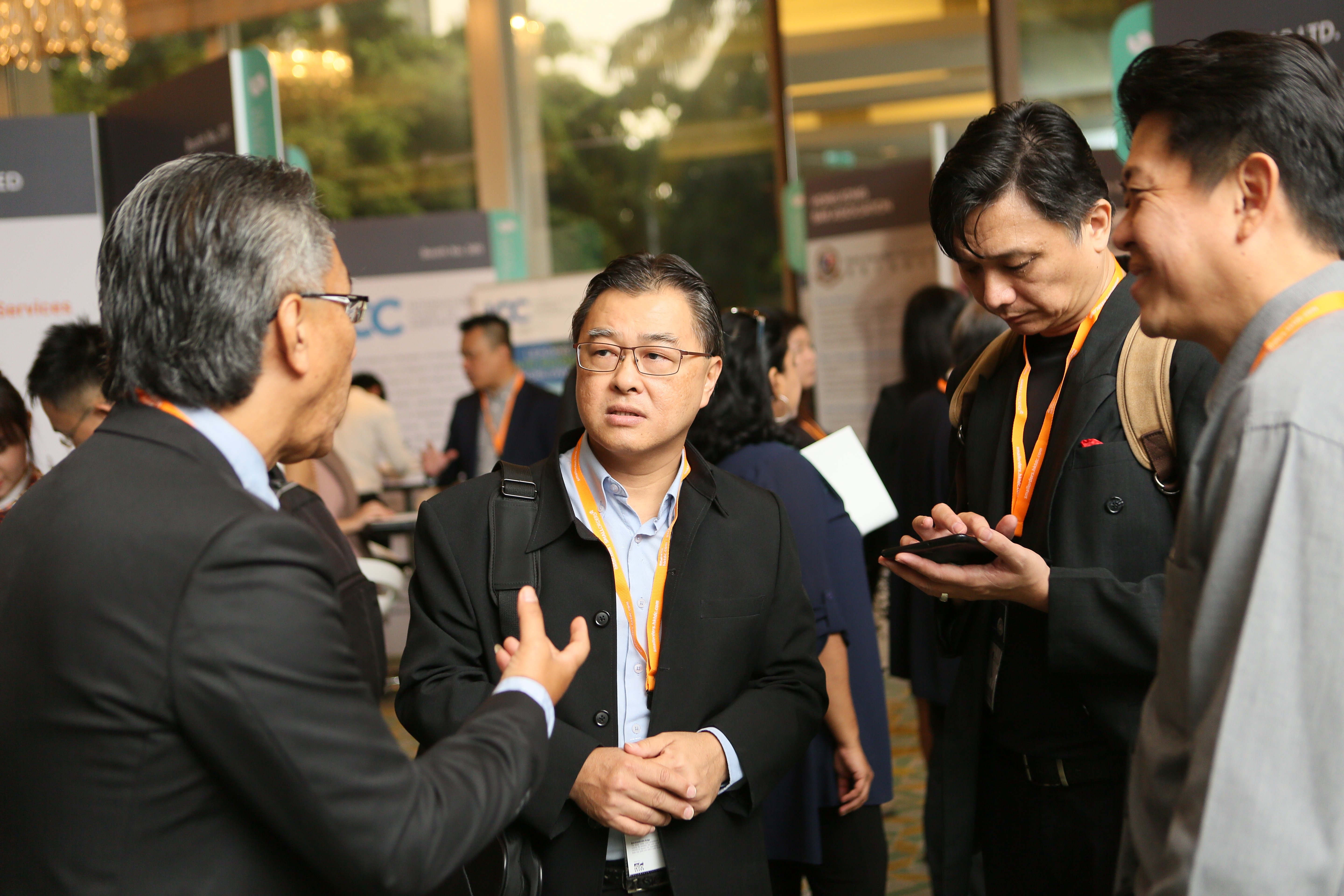 Nhieu co hoi hop tac voi DN Hong Kong o hoi nghi thuong mai tai TP.HCM hinh anh