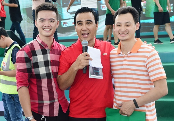Tai xe Binh Duong: 'Suc khoe tot, di duong dai khong con la noi lo' hinh anh