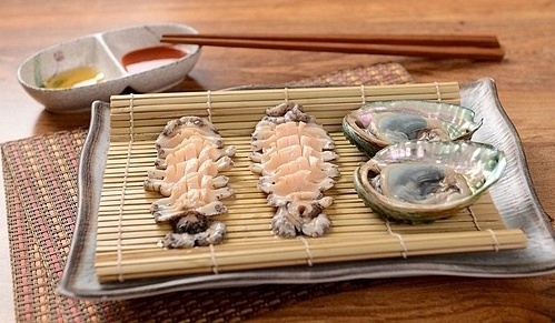 Cong ty hai san Hoang gia du kien phuc vu nguoi dung 18 tan bao ngu hinh anh