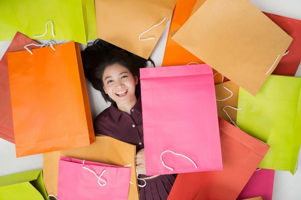 Mua hang chat luong voi uu dai 'vang' den 50% tai LazMall hinh anh