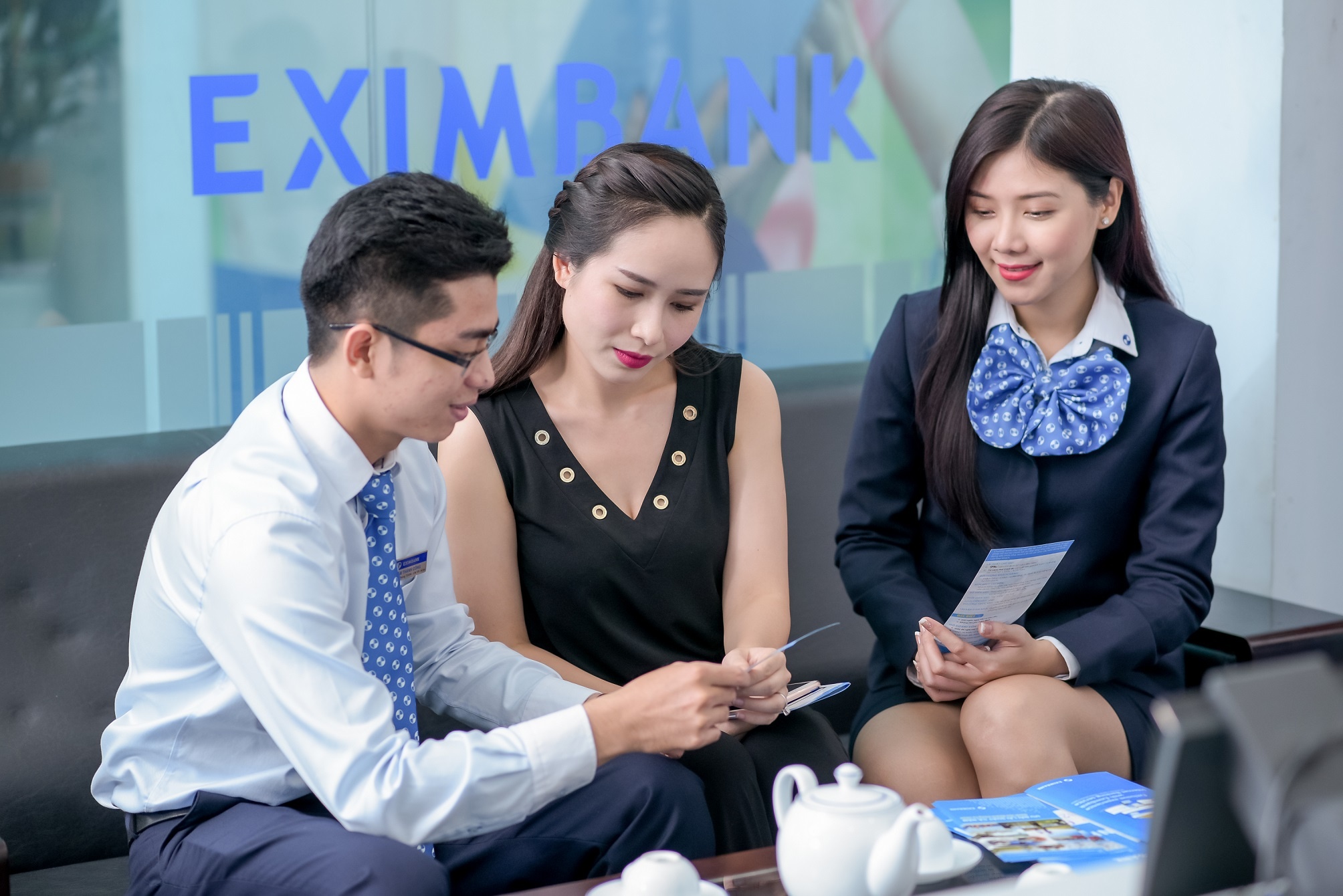 Eximbank uu dai 20% khi mua sam bang the quoc te tai Shopee hinh anh