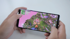 Trai nghiem game Fortnite tren Galaxy Note9 hinh anh