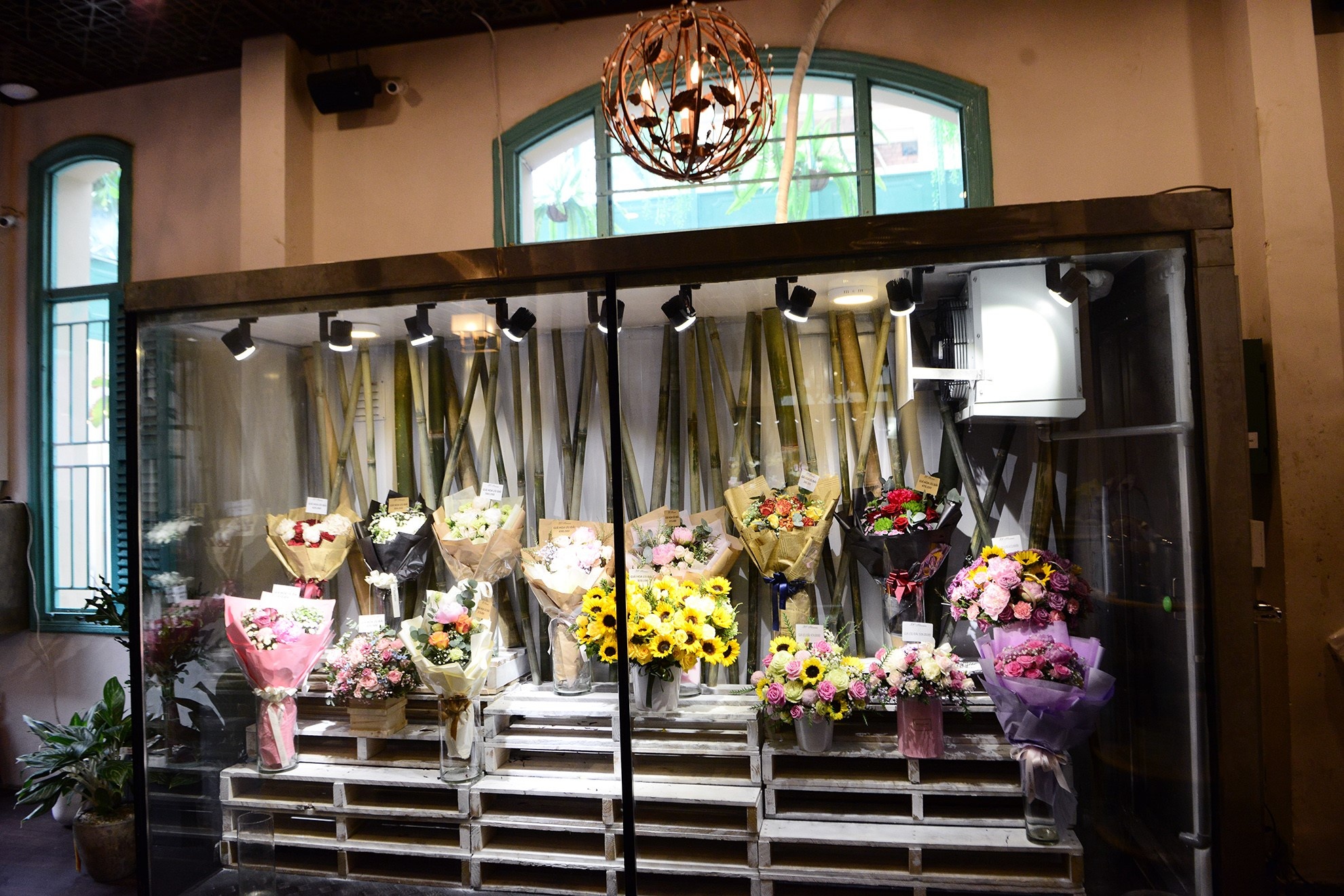 4 ly do mo hinh hoa tuoi take away hap dan gioi tre hinh anh