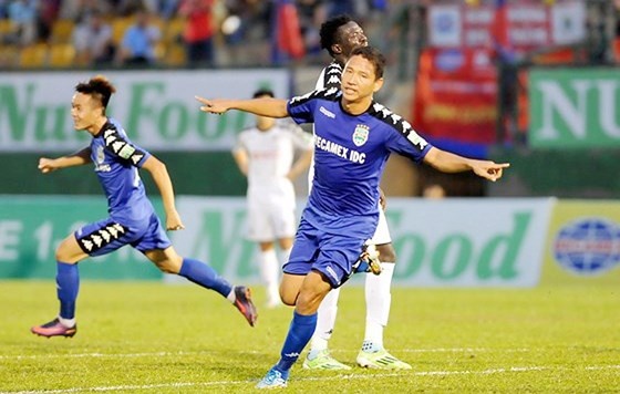 Anh Duc tro thanh bieu tuong cua CLB Becamex Binh Duong hinh anh