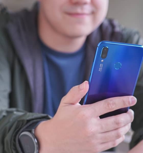 Huawei Nova 3i anh 2