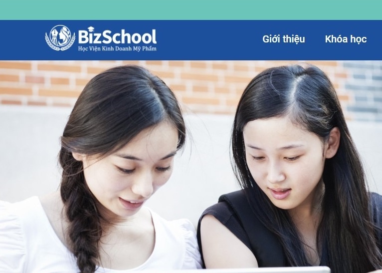 Korena ra mat website dao tao kinh doanh my pham BizSchool hinh anh