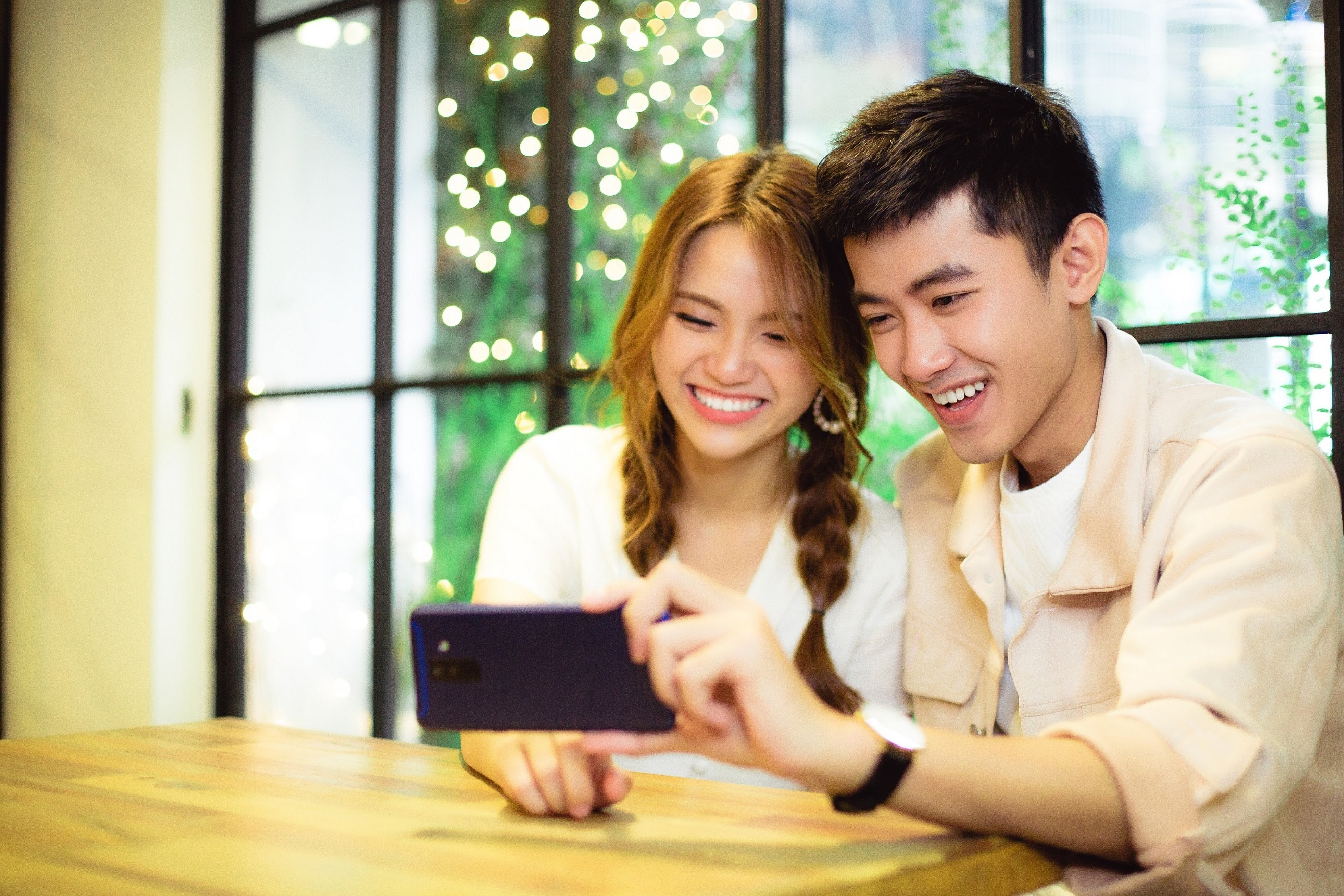 Samsung ảnh 4 Samsung anh 4