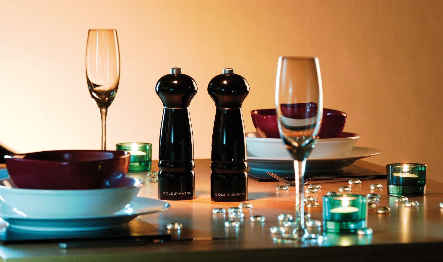 Thuong hieu gia dung xa xi quy tu tai trien lam Modern Life Exhibition hinh anh