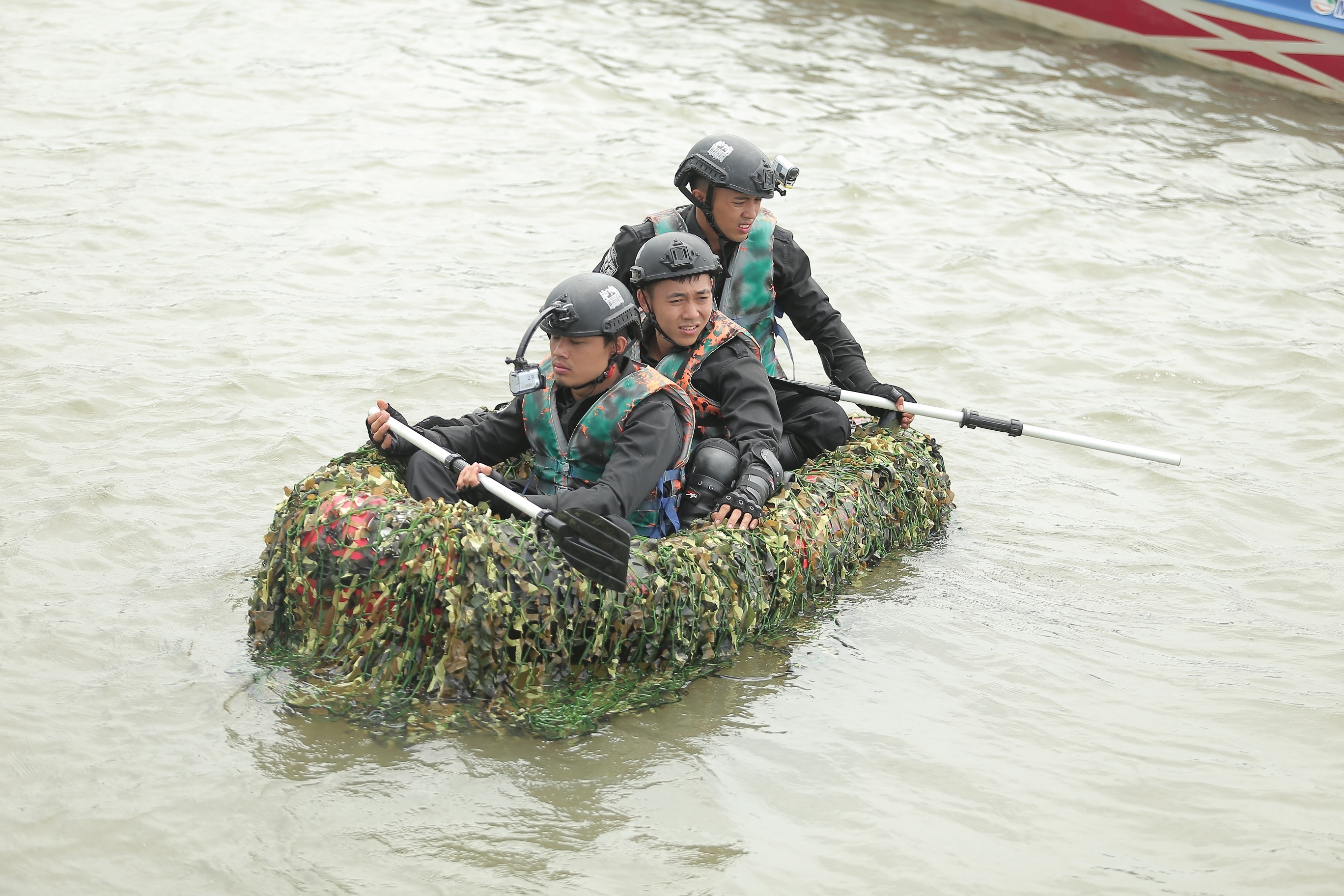 Chien binh the he moi tap 6: Mau thuan lon, doi Rima Thanh Vy ve cuoi hinh anh