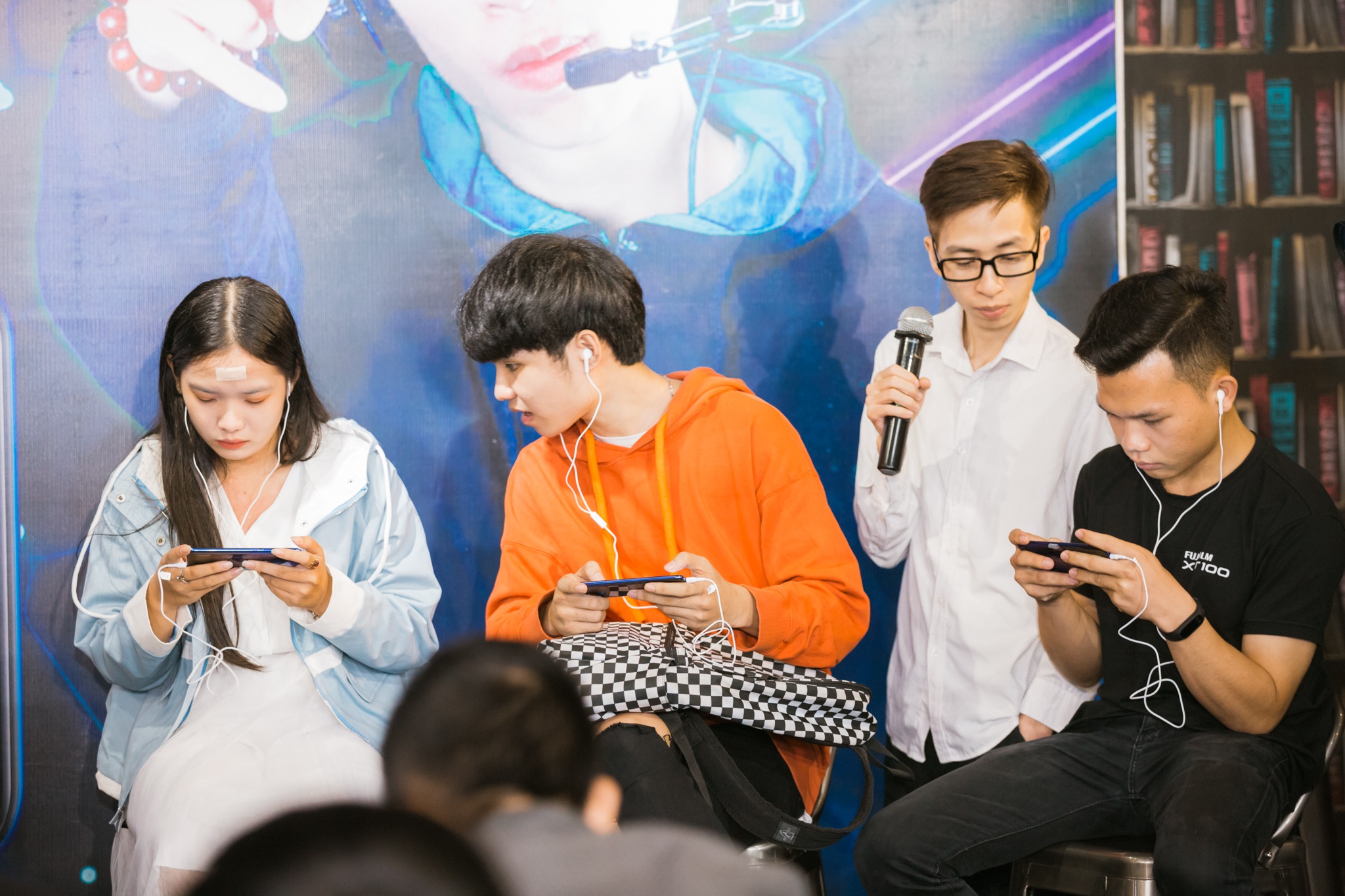 Gioi tre Sai thanh hao hung thach dau hot streamer ViruSs hinh anh