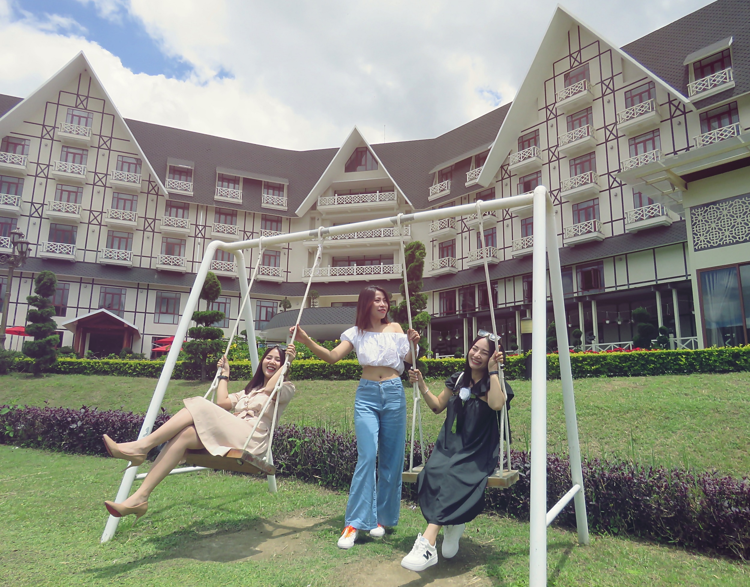 Swiss-Belresort Tuyen Lam anh 1