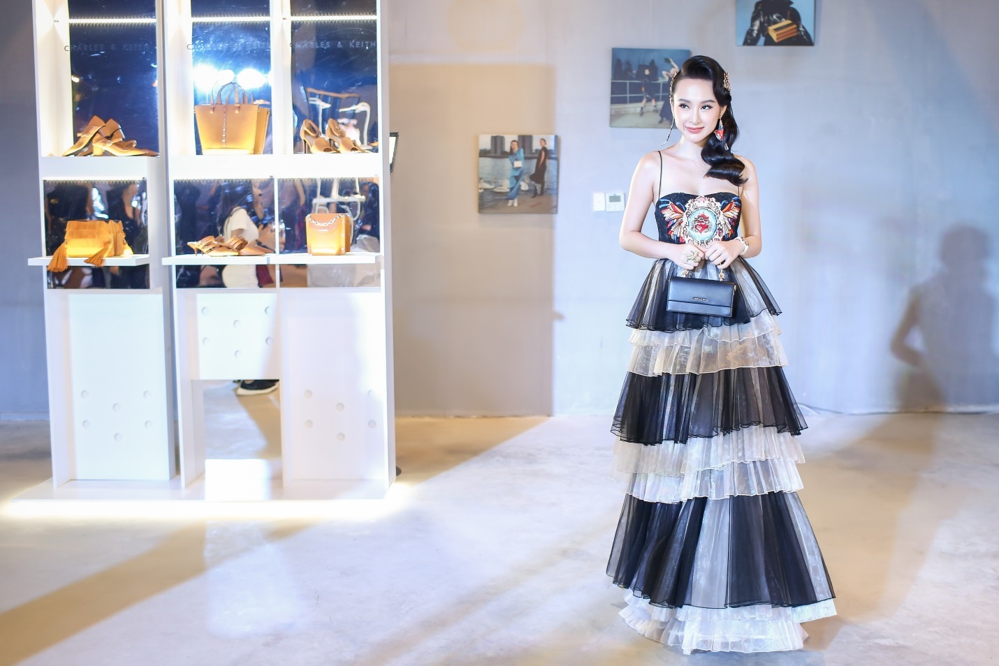 Charles & Keith anh 2