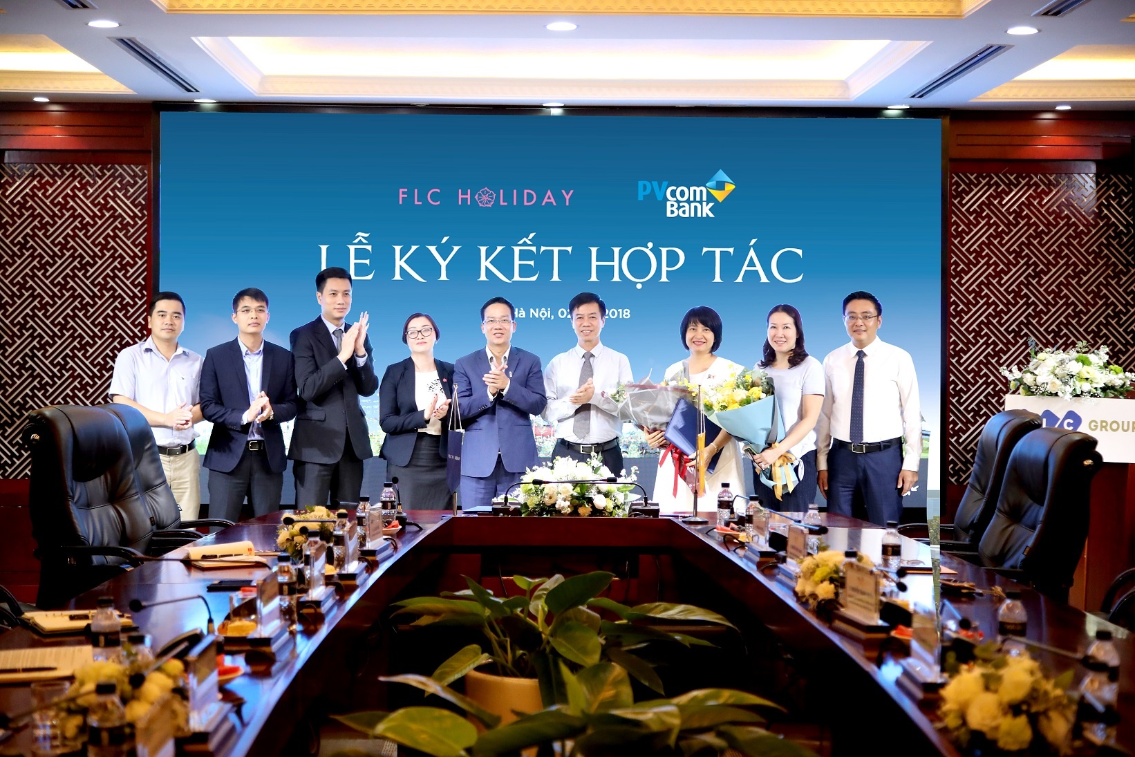 PVcomBank hop tac FLC Holiday uu dai lai suat cho khach mua ky nghi hinh anh