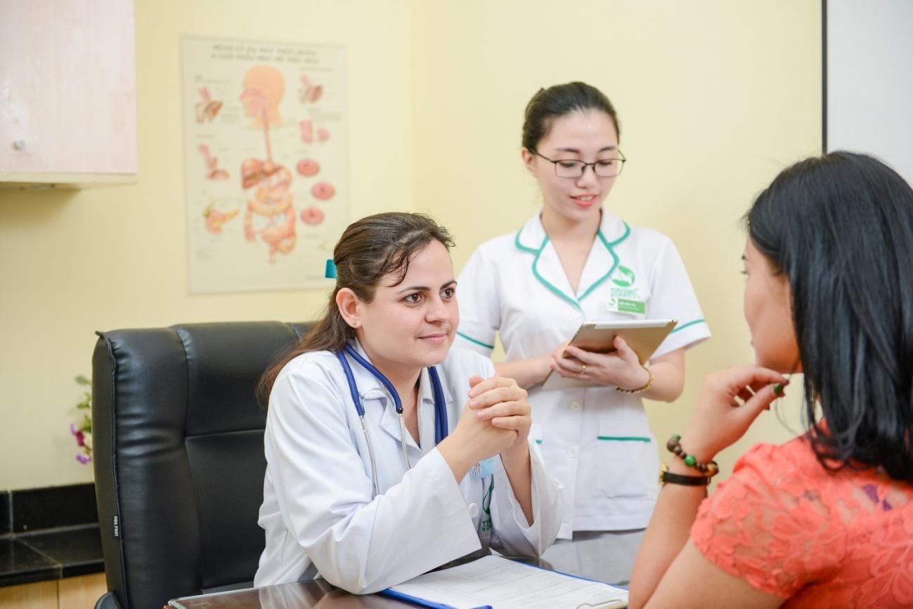 7 nhom nguoi de mac ung thu buong trung hinh anh