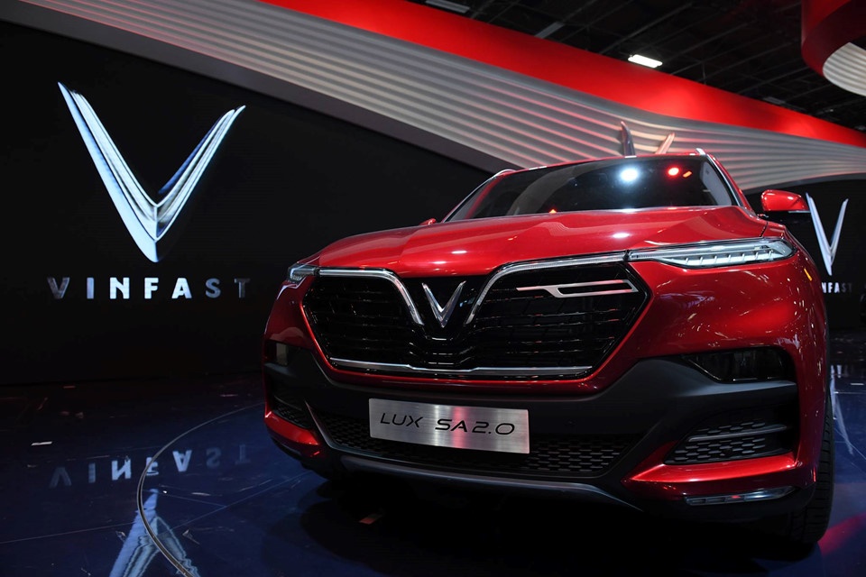 VinFast SUV LUX SA2.0 vao top 8 xe moi 'hot' nhat Paris Motor Show hinh anh