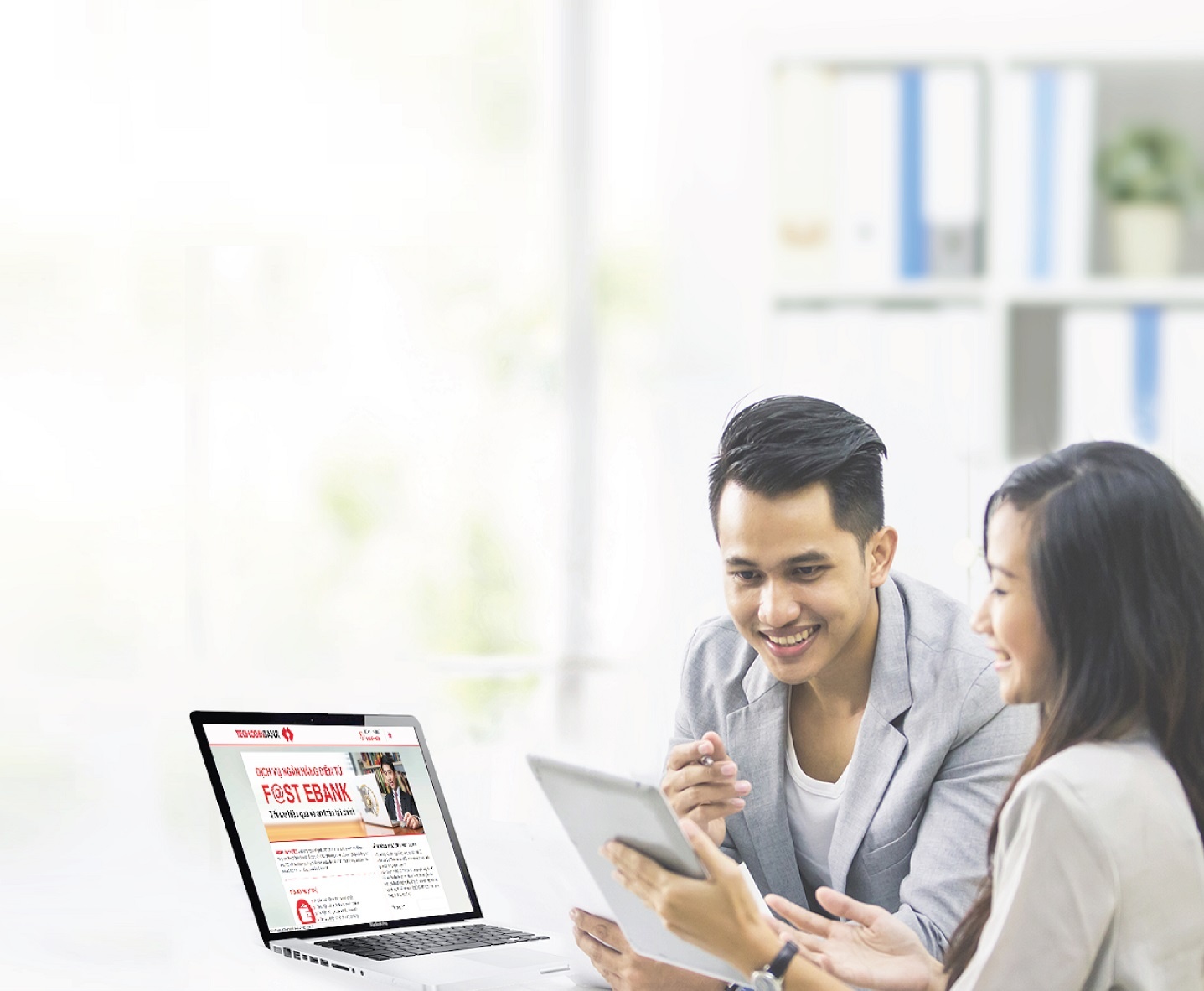 Techcombank mien phi dich vu F@st Ebank cho khach hang doanh nghiep hinh anh