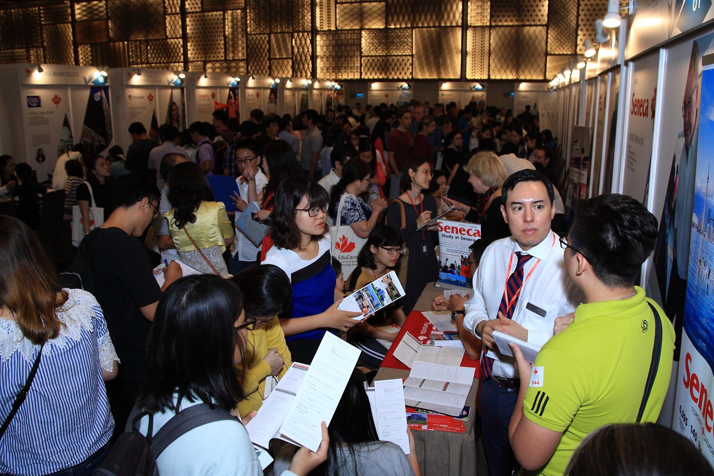 Ngày hội giáo dục Canada 2018 ảnh 3 Ngay hoi giao duc Canada 2018 anh 3