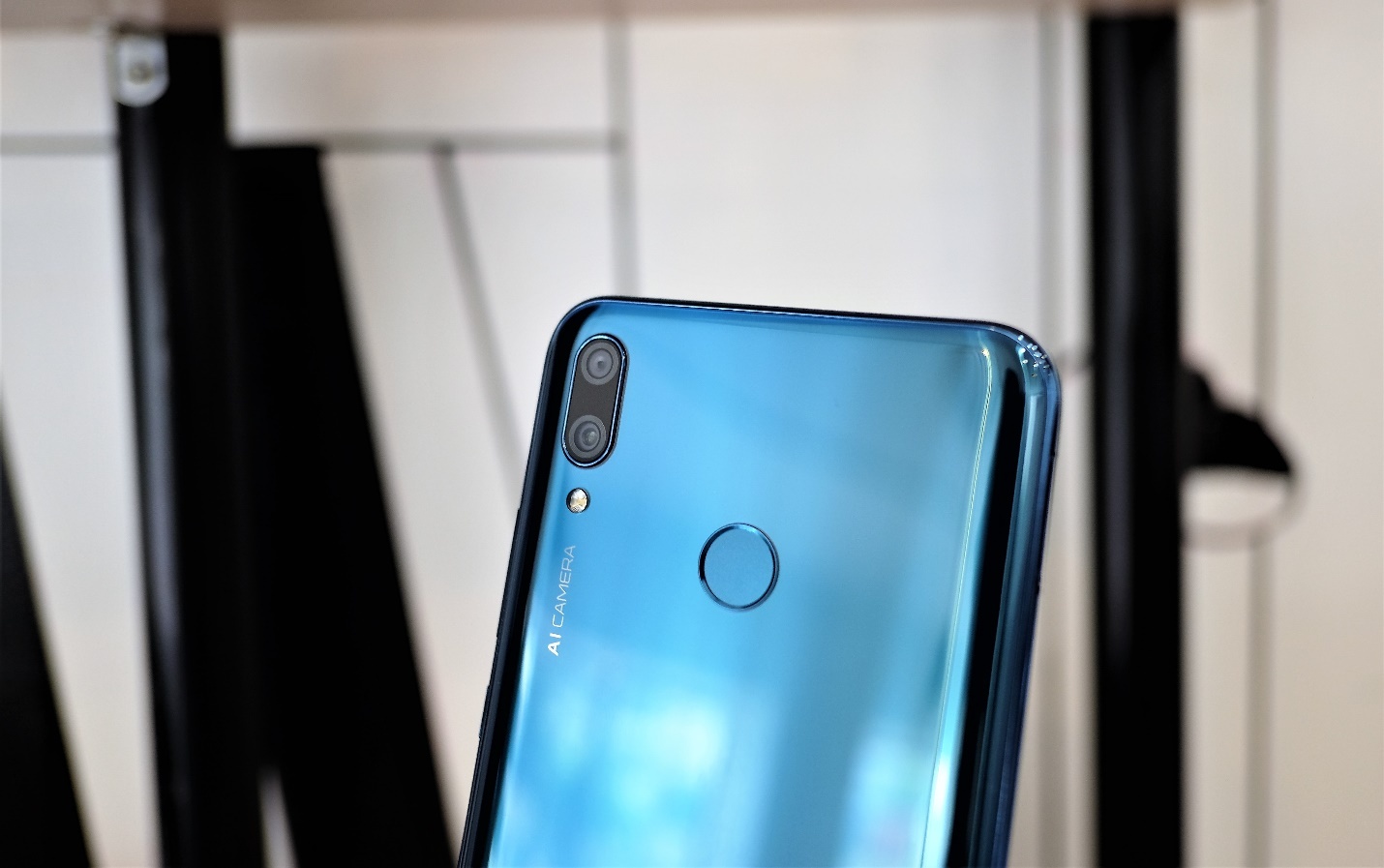 Huawei Y9 2019 anh 11