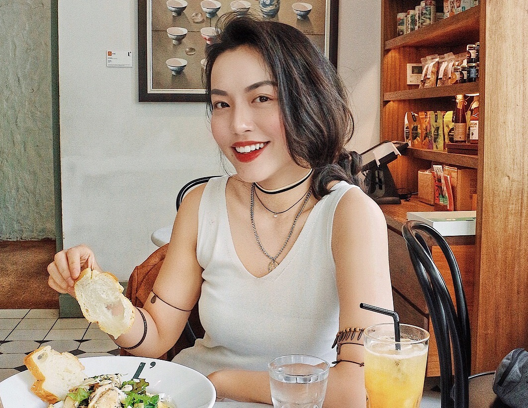 Hanh trinh ‘tu thuc than den nu than’ cua travel blogger Ha Truc hinh anh