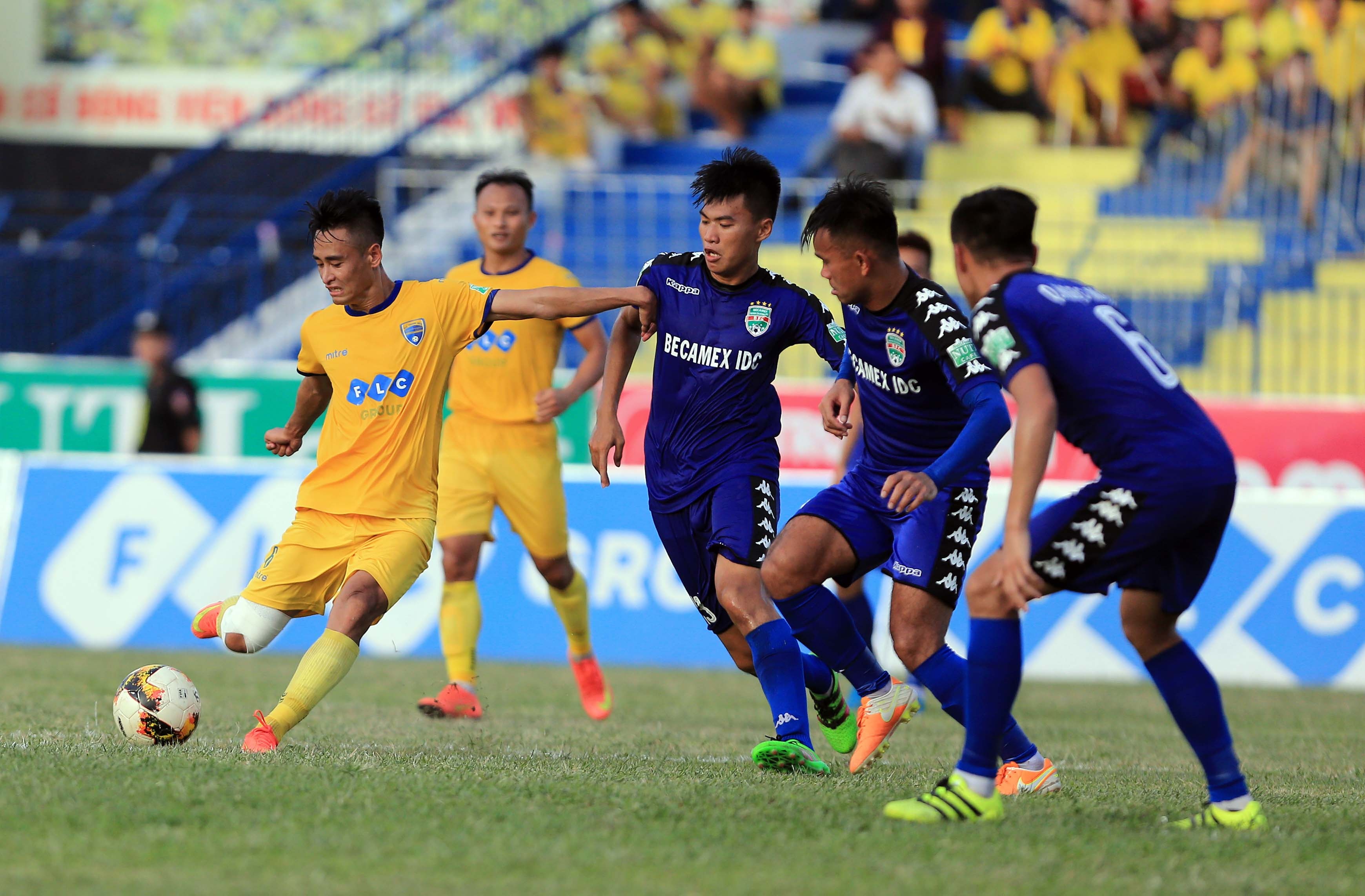 'Song ho' tranh hung tai chung ket Cup Quoc gia - Su Tu Trang hinh anh
