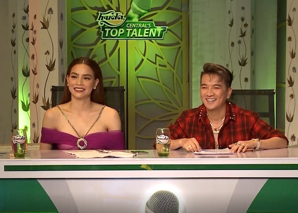 Ho Ngoc Ha, Dam Vinh Hung gianh thi sinh tai Huda Central's Top Talent hinh anh
