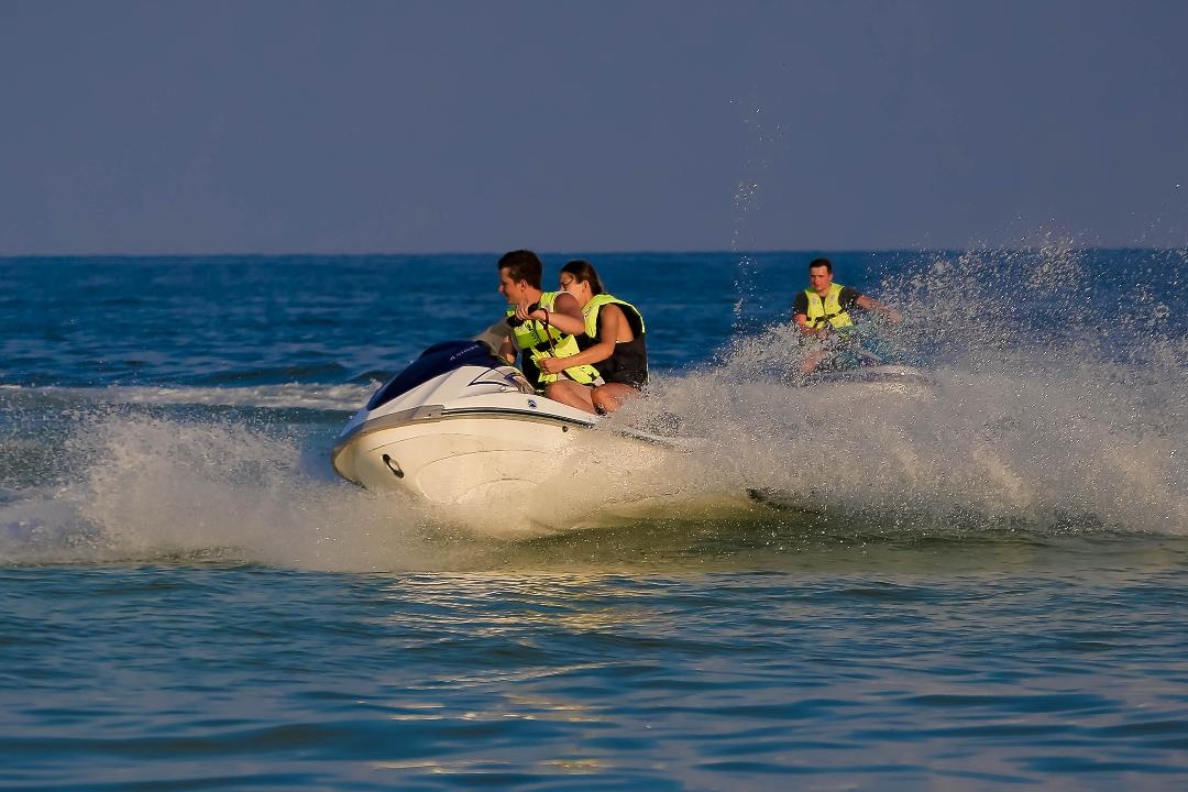 Kham pha dao ngoc Phu Quoc voi dich vu bustour Hop-on Hop-off hinh anh