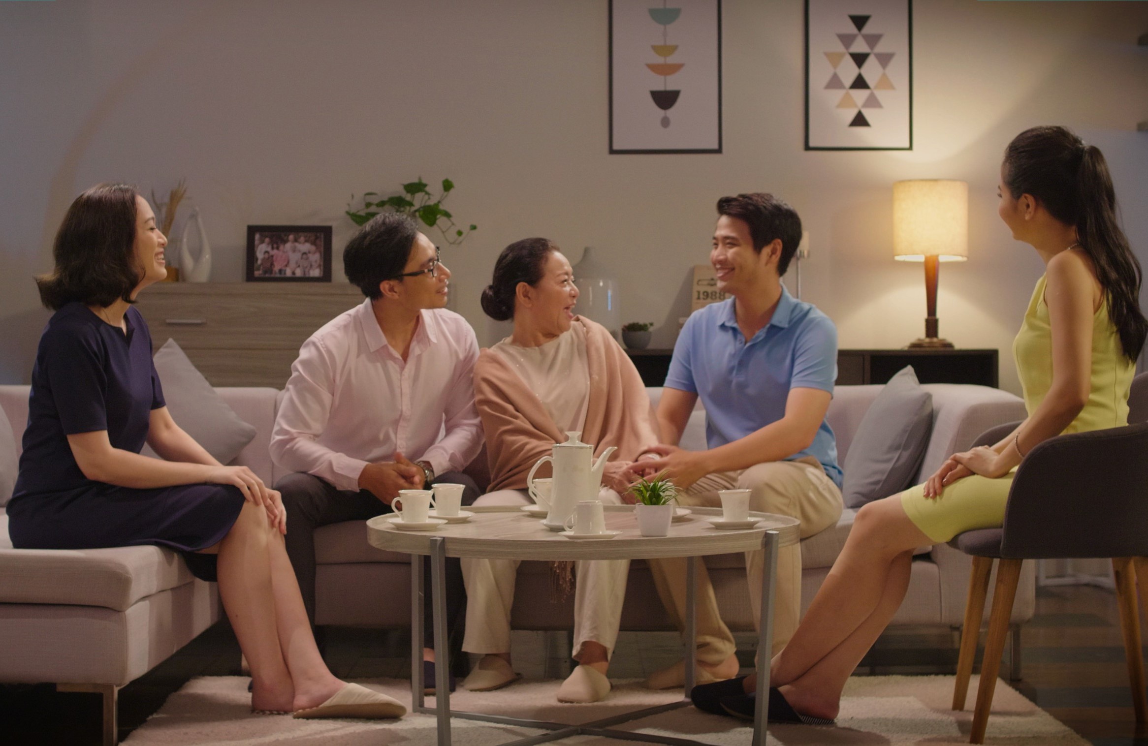 Phim ngan cam dong ve long hieu thao dip 20/10 hinh anh