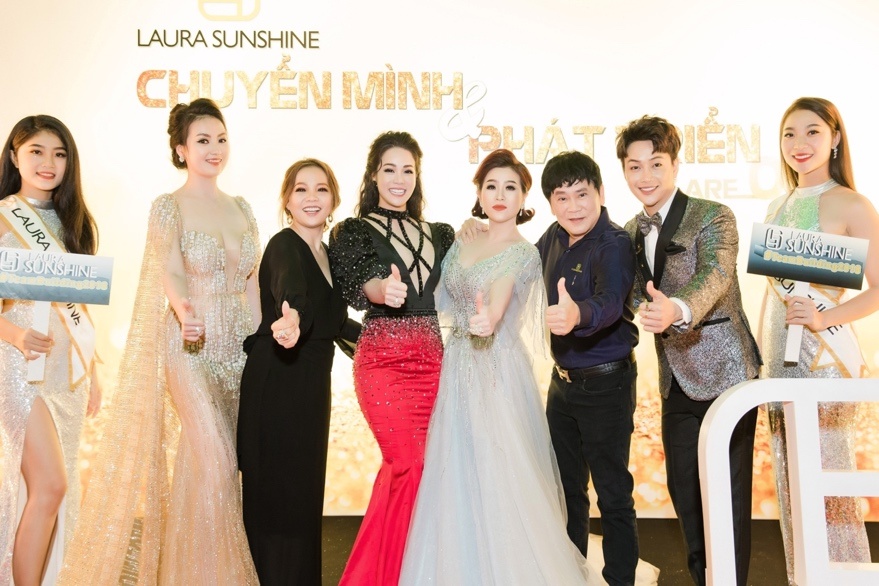 Laura Sunshine anh 4