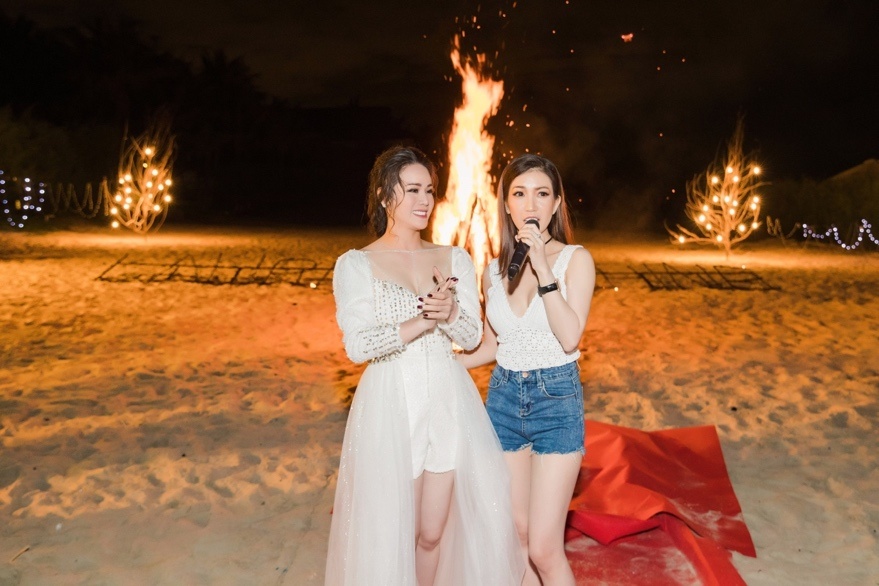 Laura Sunshine anh 9