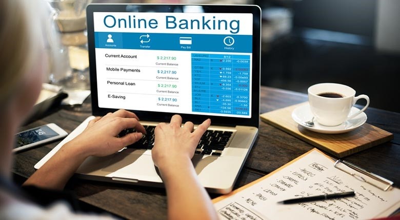 Nhung ly do khien doanh nghiep chuong ngan hang dien tu hinh anh