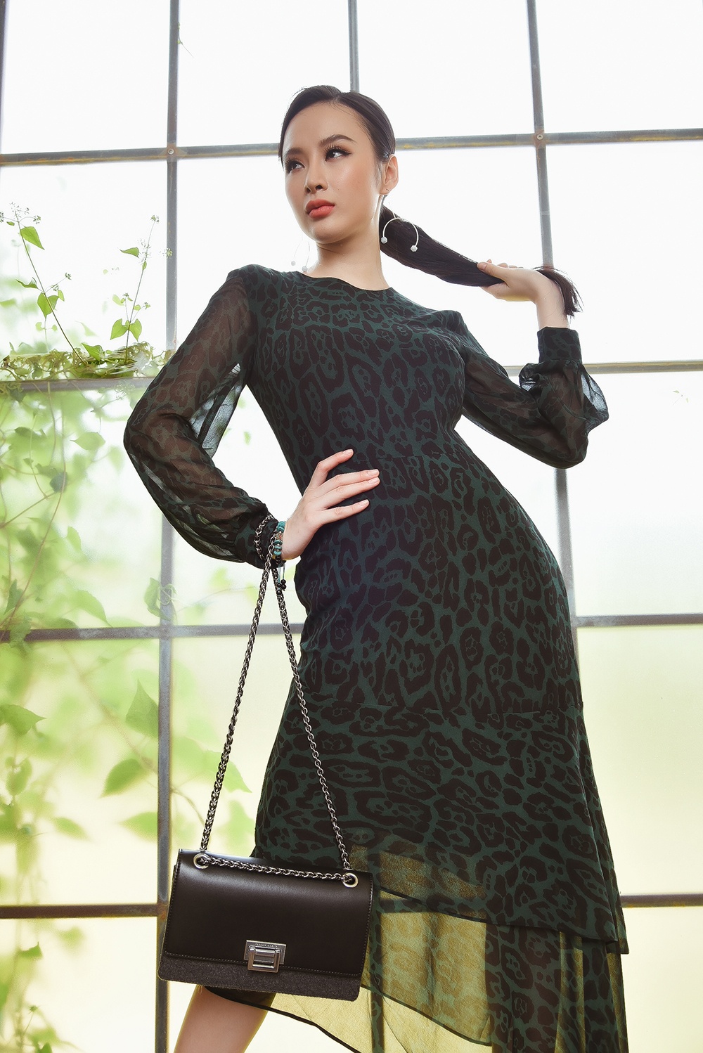 Charles & Keith anh 8