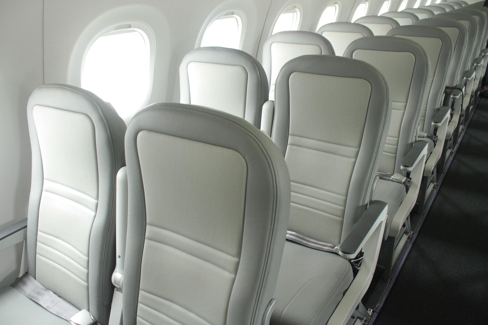 Vietnam Airlines anh 1