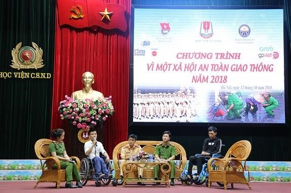 PTI to chuc workshop tang cuong nhan thuc ve ATGT hinh anh