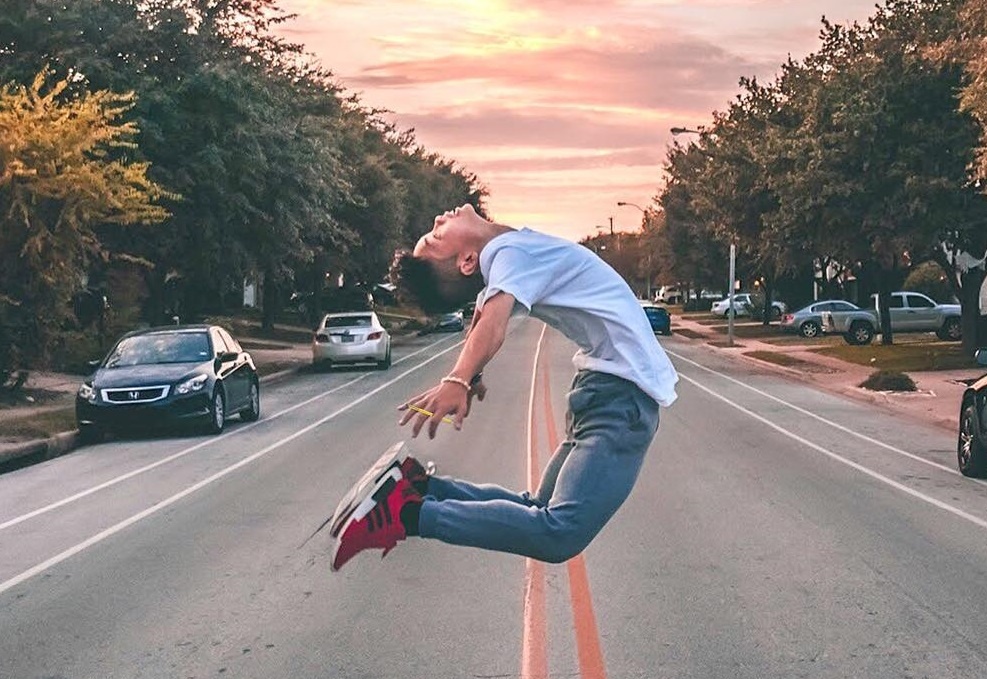 Nhung kieu selfie ‘chat nhu nuoc cat’ cua gioi tre Viet nua cuoi nam hinh anh