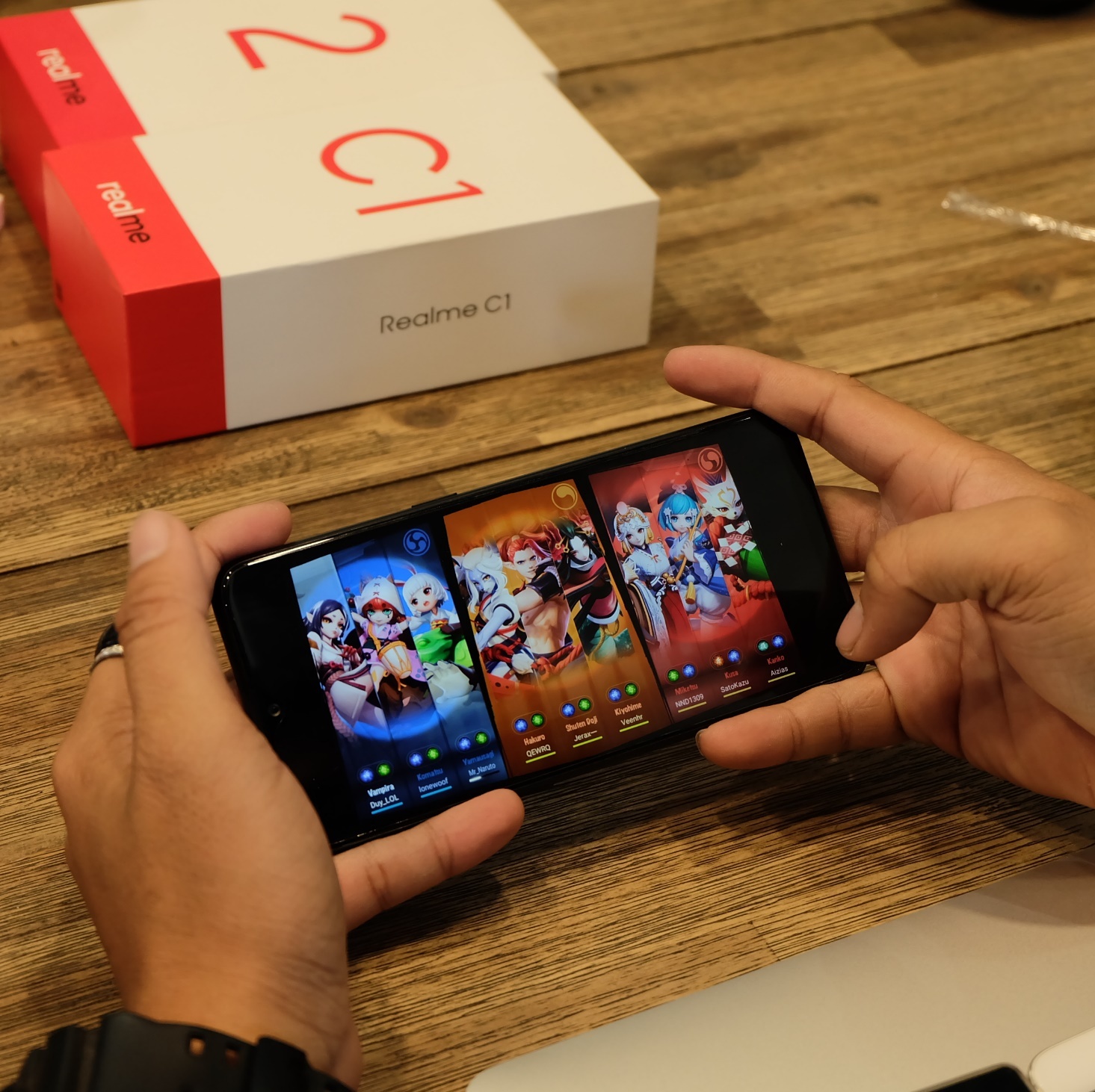 Trai nghiem bo ba Realme sap len ke tai Viet Nam hinh anh