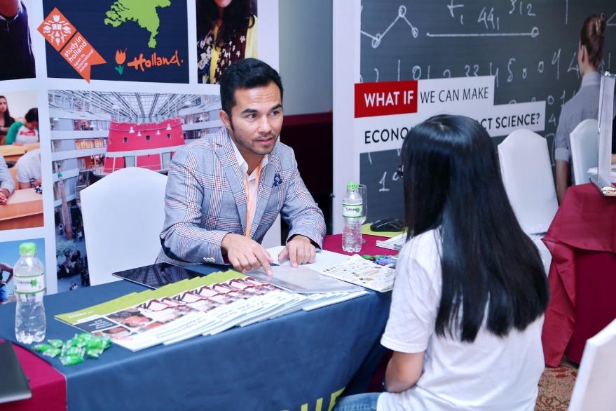 16 dai dien giao duc danh tieng Ha Lan du Dutch Placement Day 2018 hinh anh